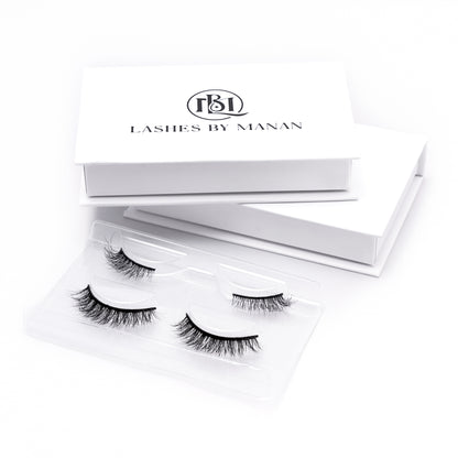 Set of false eyelashes HB17 in a 'Lashes by Manan' box on a white background