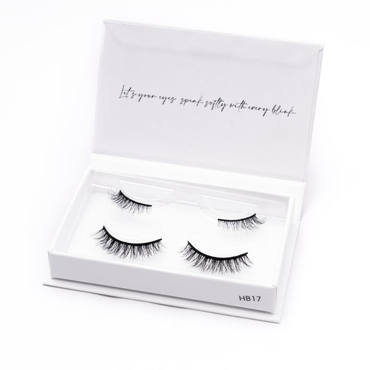 Set of 2 pairs of 3D Mink Lashes style HB17 in a white box with text on a white background