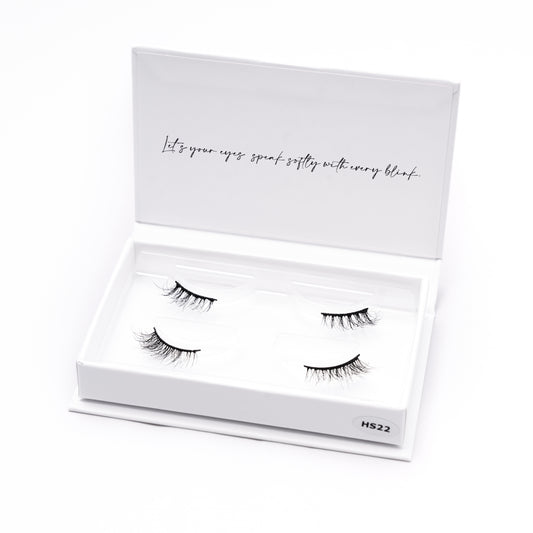 Set of 2 pairs of 3D Mink Lashes style HS22 in a white box with text on a white background